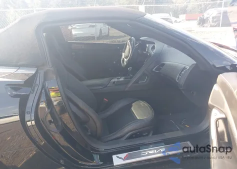 2015 Chevrolet Corvette Stingray Z51 из США, поврежденный, VIN 1G1YL3D73F5119264